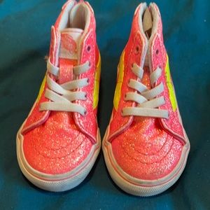 Girls Vans